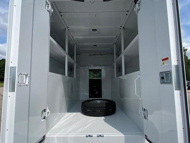 2025 Chevrolet Express Cutaway Work Van
