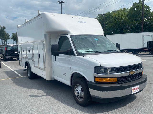 2025 Chevrolet Express Cutaway 4500 Van