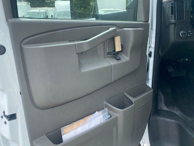2025 Chevrolet Express Cutaway 4500 Van