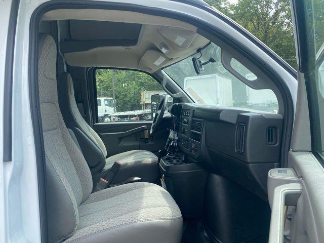 2025 Chevrolet Express Cutaway 4500 Van