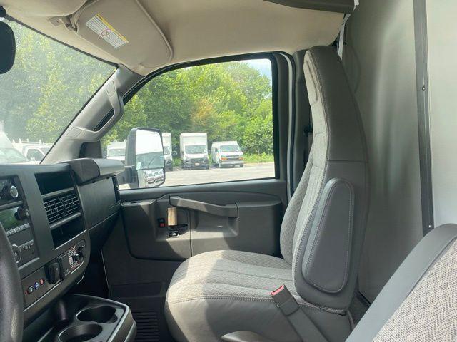 2025 Chevrolet Express Cutaway 4500 Van