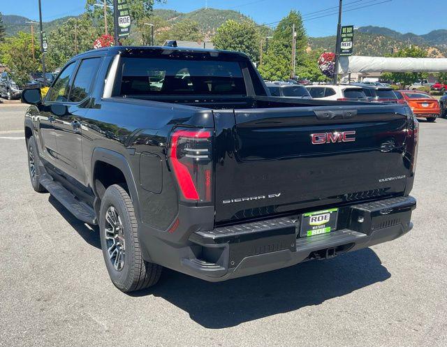 2026 GMC Sierra Standard Range Elevation