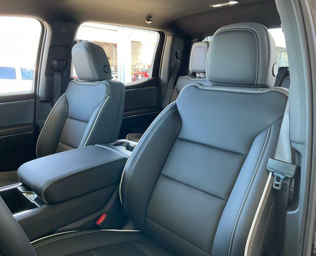 2026 GMC Sierra Standard Range Elevation