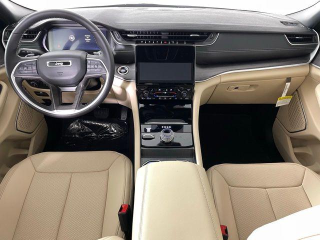 2025 Jeep Grand Cherokee L Limited 4x4