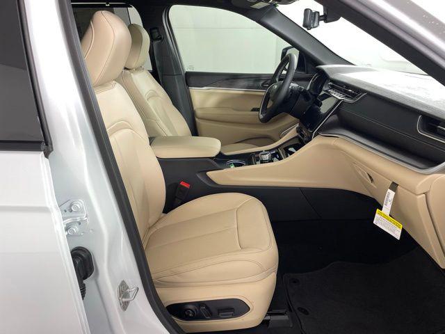 2025 Jeep Grand Cherokee L Limited 4x4