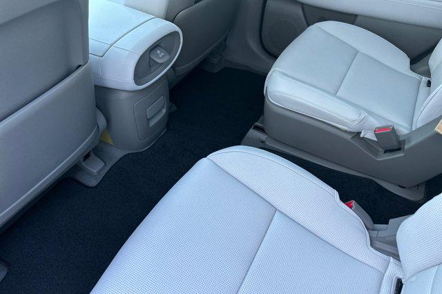 2026 Hyundai Palisade Limited - Photo 12