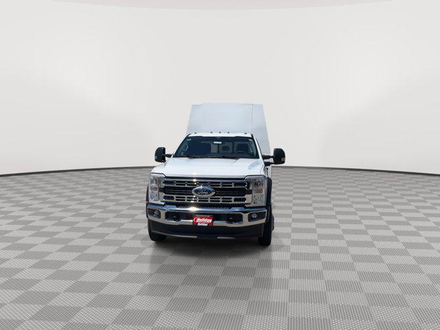 2025 Ford F-550 XL