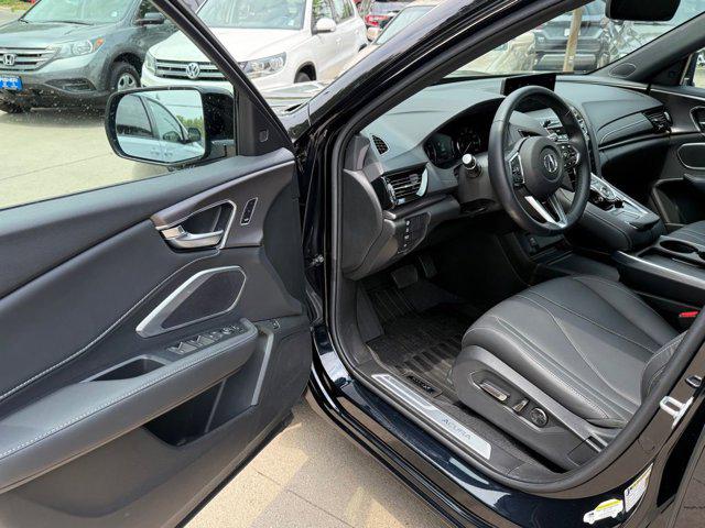 2025 Acura RDX Standard