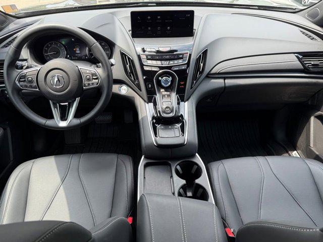 2025 Acura RDX Standard