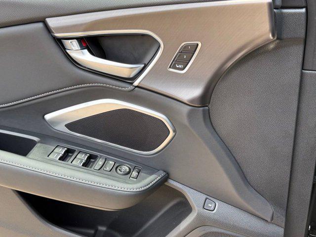 2025 Acura RDX Standard