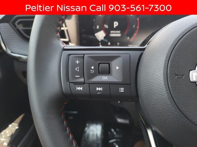 2025 Nissan Kicks SR FWD