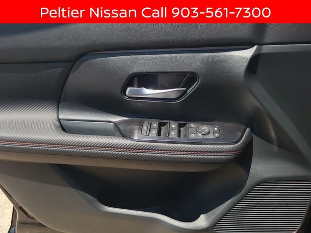 2025 Nissan Kicks SR FWD