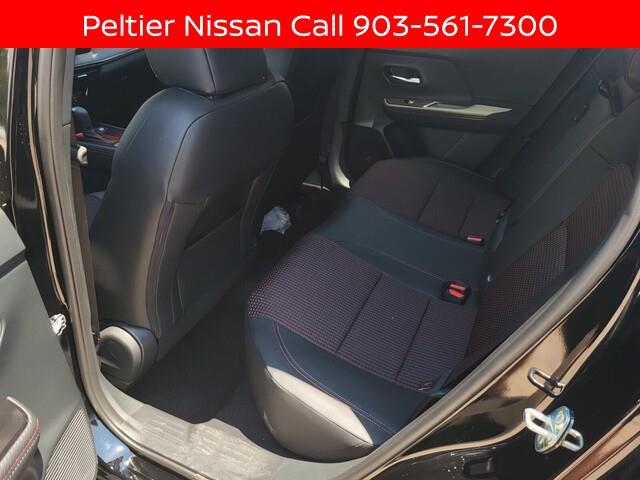2025 Nissan Kicks SR FWD