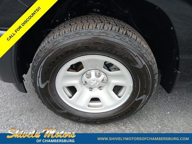 2025 RAM Ram 1500 RAM 1500 TRADESMAN CREW CAB 4X4 57 BOX 2025 RAM Ram 1500 RAM 1500 TRADESMAN CREW CAB 4X4 57 BOX