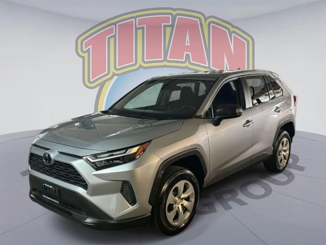 2023 Toyota RAV4 LE [9]
