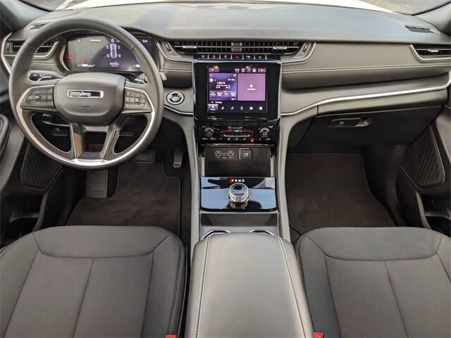 2025 Jeep Grand Cherokee Laredo X 4x2