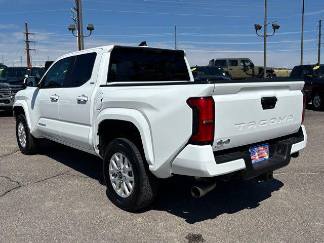 2025 Toyota Tacoma SR5 4WD