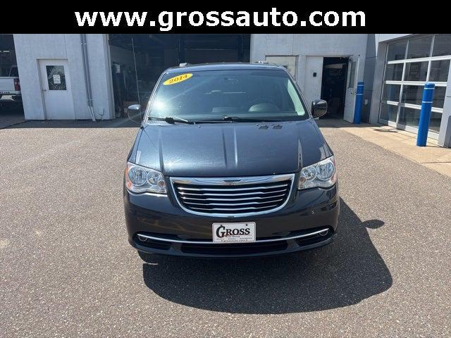 2014 Chrysler Town and Country Touring