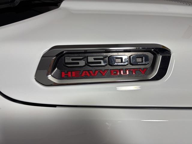2024 RAM 5500 Chassis Tradesman/SLT/Laramie/Limited