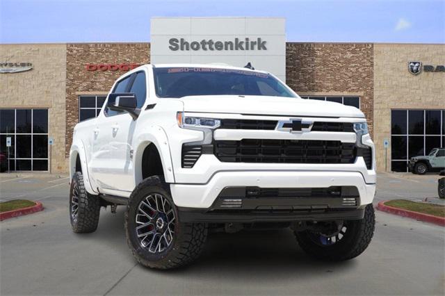 2024 Chevrolet Silverado 1500 4WD Crew Cab Short Bed RST