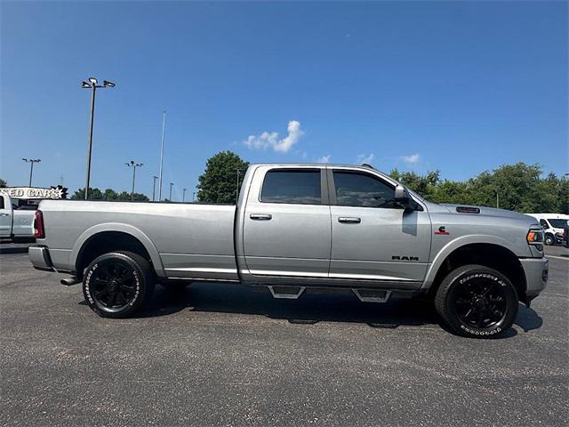 2020 RAM 3500 Laramie Crew Cab 4x4 8 Box
