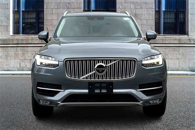 2019 Volvo XC90 T6 Inscription