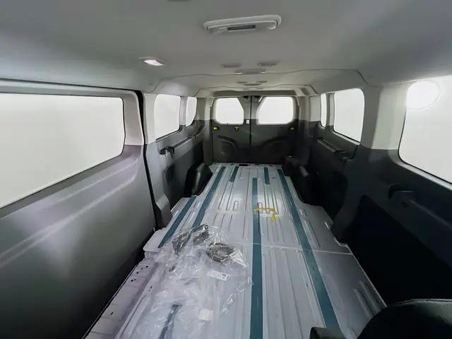 2025 Ford Transit-350 Passenger Van XLT