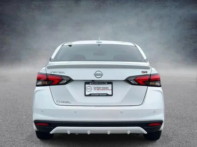 2025 Nissan Versa 1.6 SR