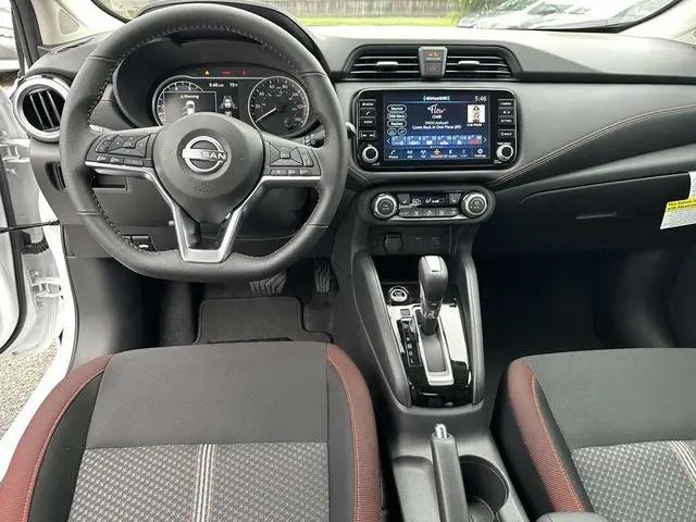 2025 Nissan Versa 1.6 SR