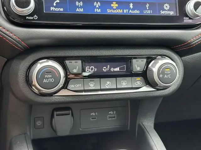 2025 Nissan Versa 1.6 SR