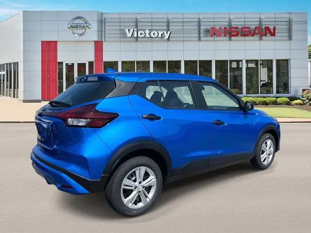 2025 Nissan Kicks S