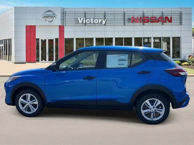 2025 Nissan Kicks S