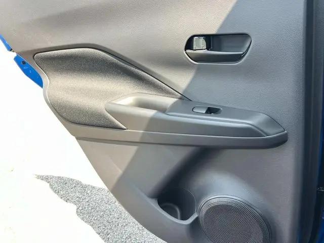 2025 Nissan Kicks S