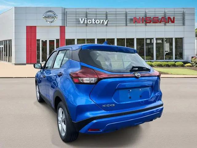 2025 Nissan Kicks S