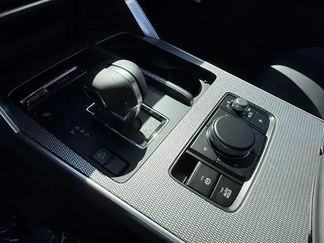 2025 Mazda X-90 Preferred Package