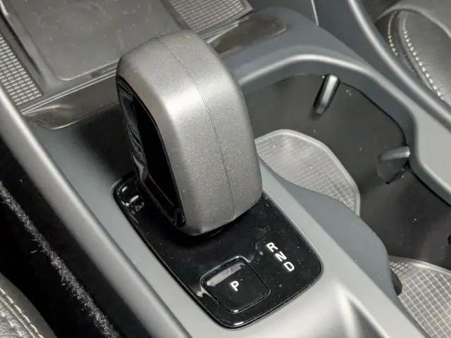 2026 Volvo XC40 Core, B5 AWD Gas (mild hybrid), Dark