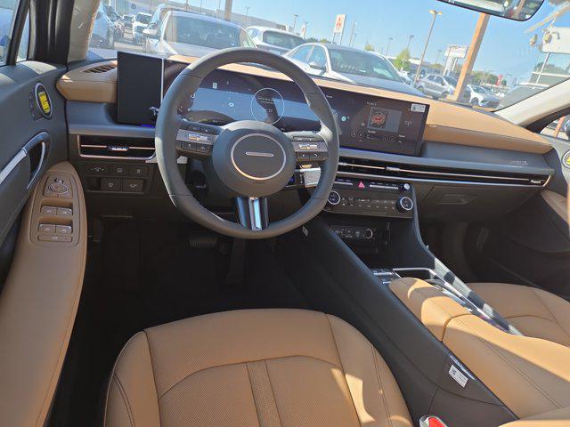 2025 Hyundai Sonata Hybrid Limited - Photo 6