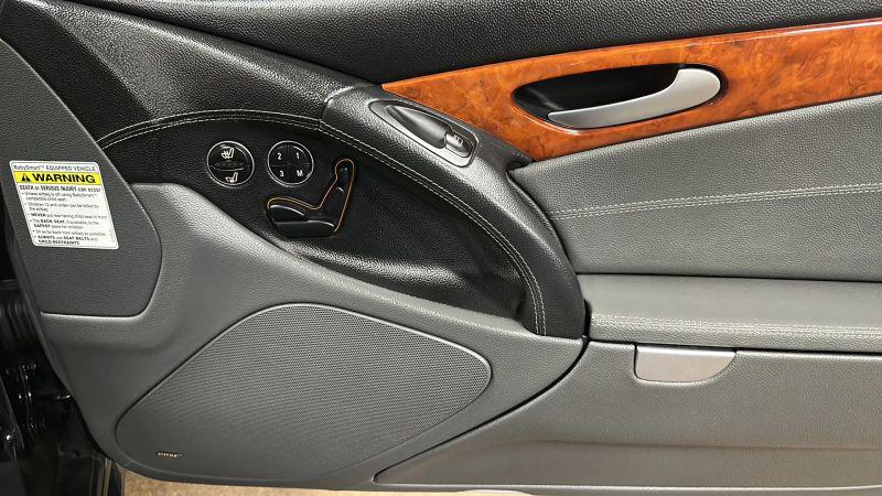 2004 Mercedes-Benz SL SL 55 AMG