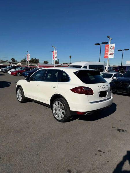 2011 Porsche Cayenne S