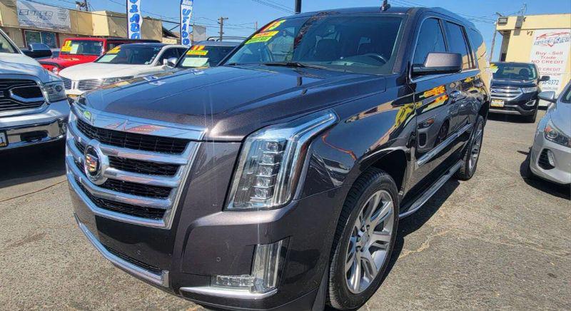 2015 Cadillac Escalade Luxury