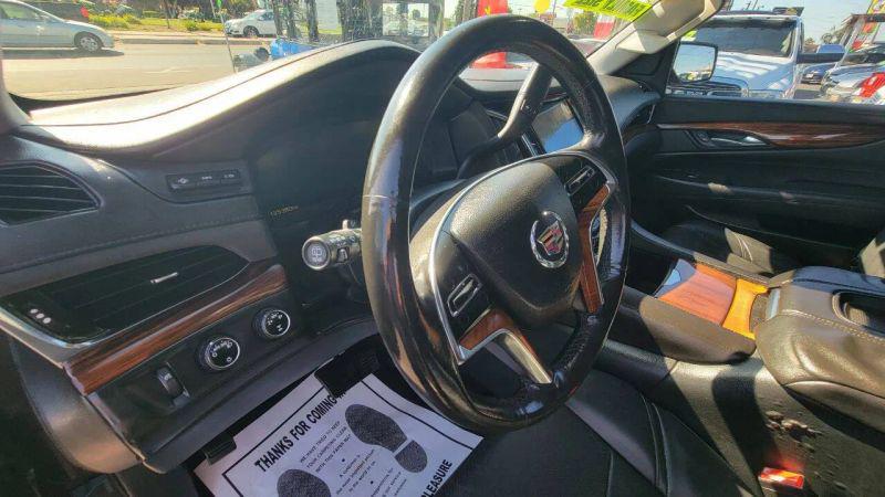 2015 Cadillac Escalade Luxury