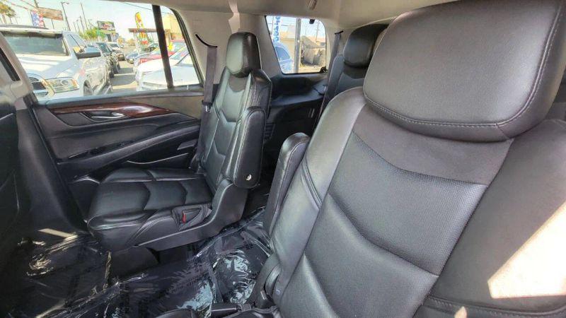 2015 Cadillac Escalade Luxury