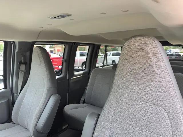 2016 Chevrolet Express LT