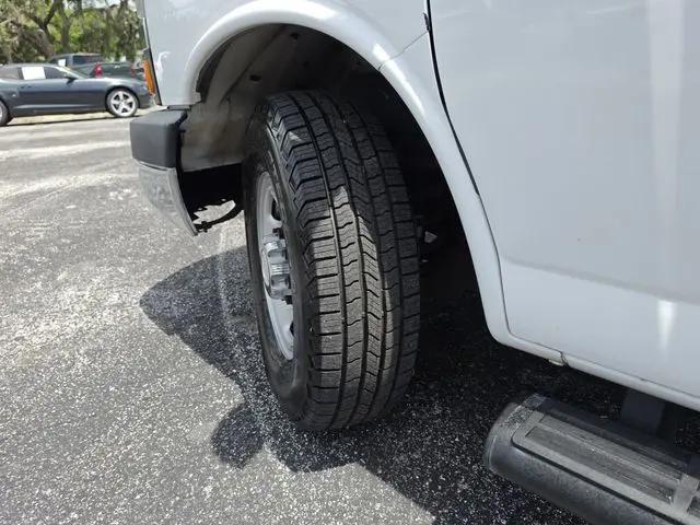 2016 Chevrolet Express LT