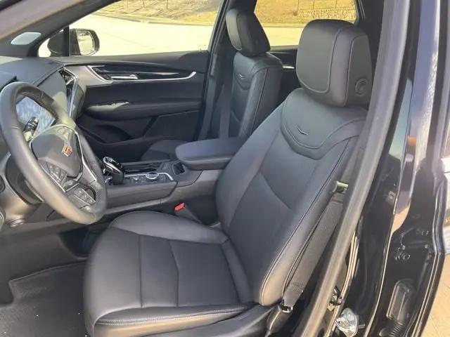 2025 Cadillac XT5 FWD Premium Luxury