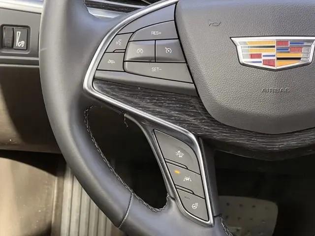 2025 Cadillac XT5 FWD Premium Luxury