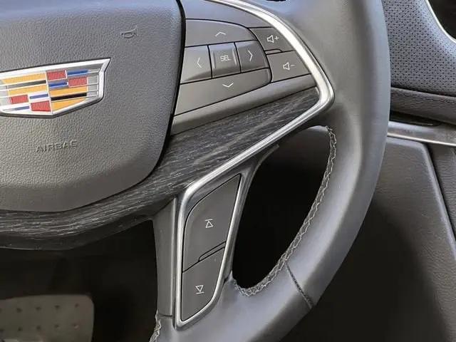 2025 Cadillac XT5 FWD Premium Luxury