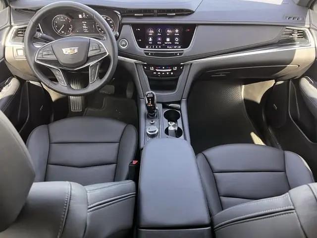 2025 Cadillac XT5 FWD Premium Luxury
