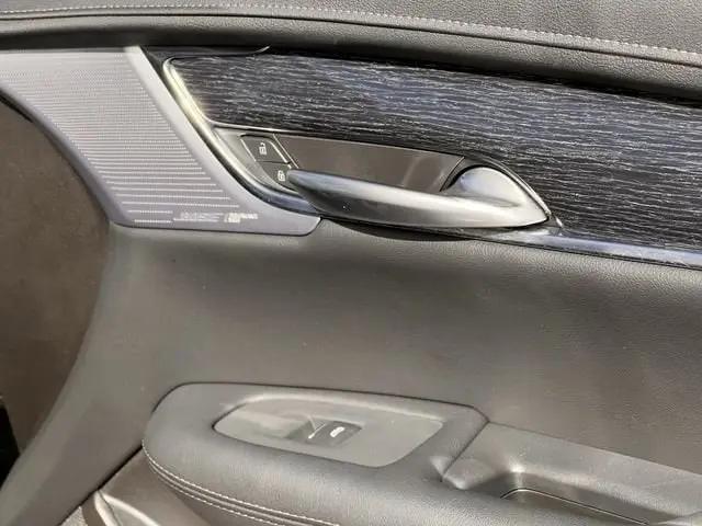 2025 Cadillac XT5 FWD Premium Luxury