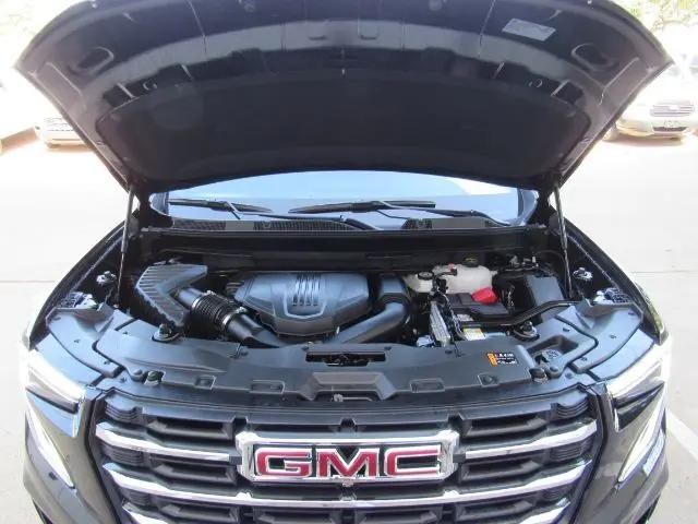 2025 GMC Acadia AWD Elevation